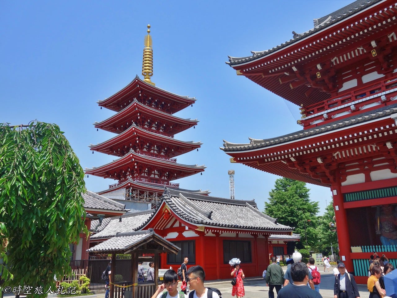 Asakusa Temple, Raimon, Nakamise-dori 14