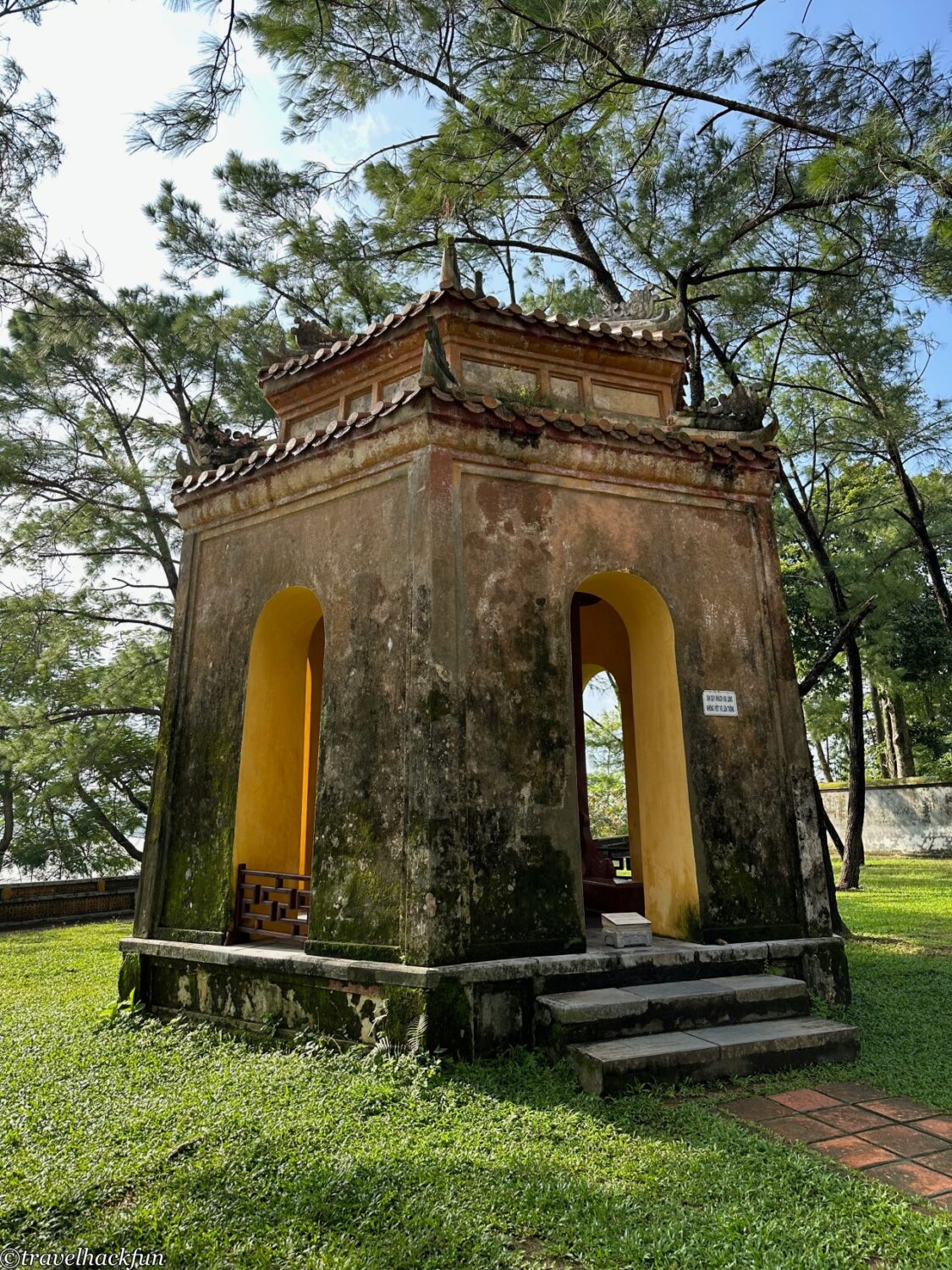 Hue, Hue, Hue one day tour, Cai Dinh Mausoleum, Thien Mu Temple 98