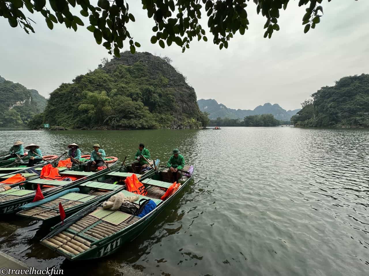 Trang An Boat Tour 陸龍灣遊船