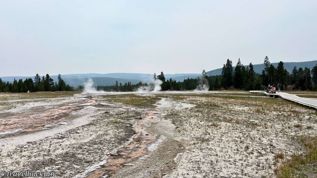 【黃石國家公園】老忠實 Old Faithful 區域必遊景點步道全攻略 | 除了老忠實和大稜鏡還有什麼?一日遊怎麼排? 25 old faithful,老忠實,Grand Prismatic Spring,大稜鏡 24
