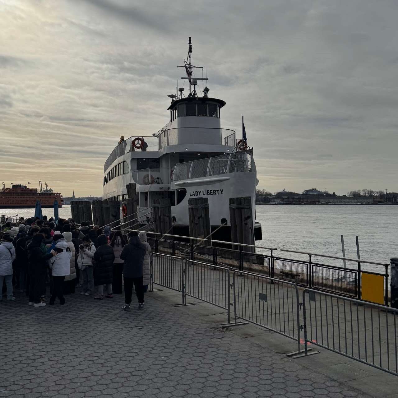 【紐約必遊】自由島 Liberty Island & 埃利斯島 Ellis Island 一日走讀:從象徵到真實的移民經驗,一起來看自由女神囉! 1 Liberty Island,Statue of liberty,Ellis island 1