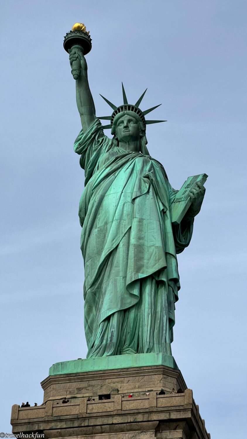 【紐約必遊】自由島 Liberty Island & 埃利斯島 Ellis Island 一日走讀:從象徵到真實的移民經驗,一起來看自由女神囉! 7 Statue of Liberty at Libert Island
