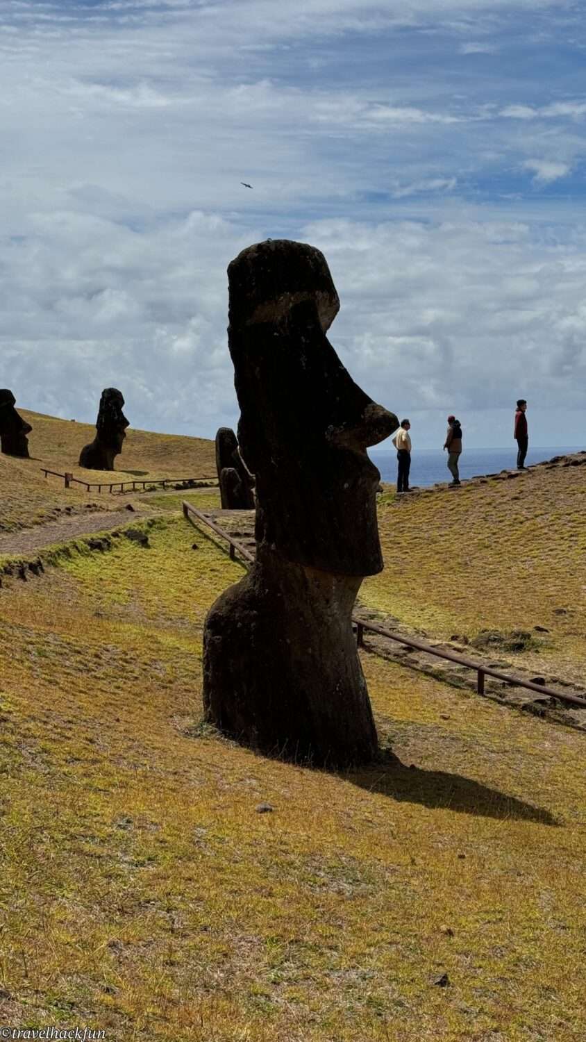 【復活節島必訪】Rano Raraku 摩艾採石場:石像從哪來?為何不走?這裡告訴你全部答案 10 Rano Raraku 9