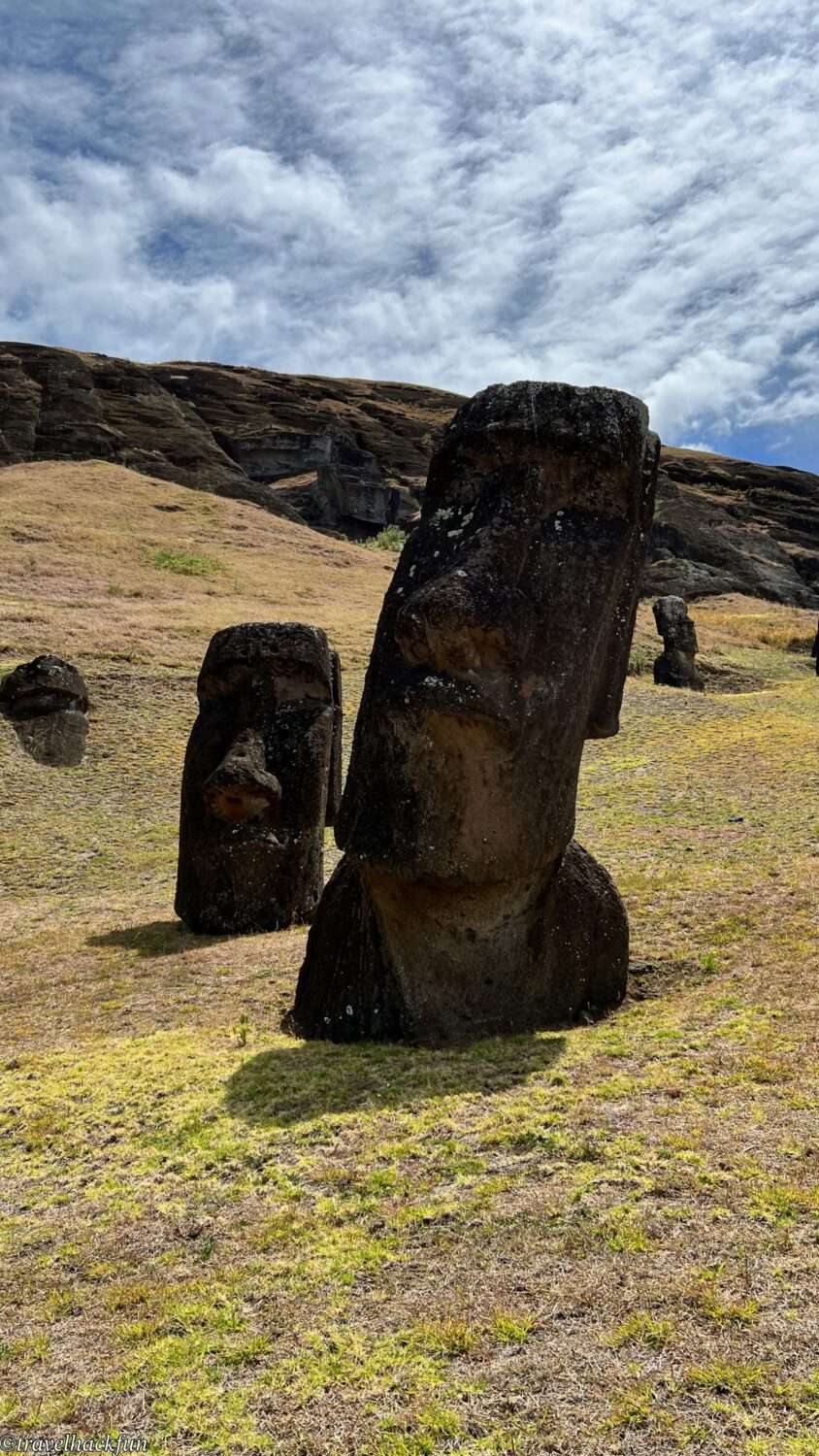 【復活節島必訪】Rano Raraku 摩艾採石場:石像從哪來?為何不走?這裡告訴你全部答案 11 Rano Raraku 10