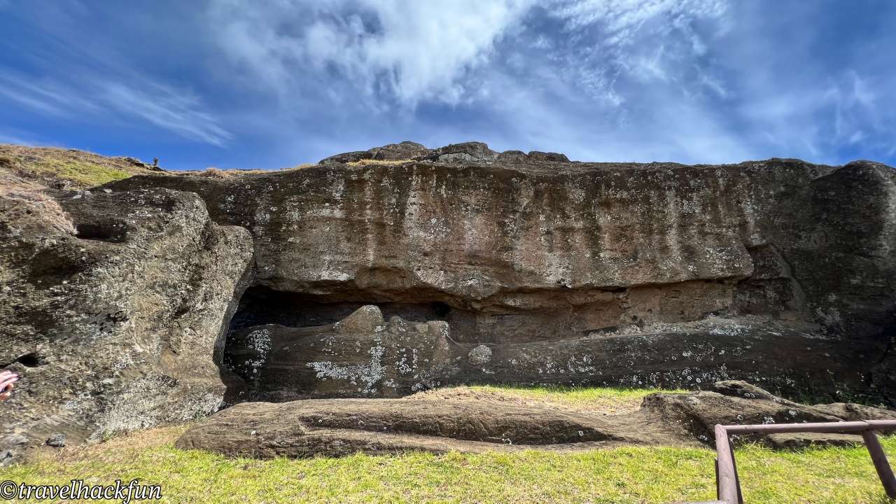 【復活節島必訪】Rano Raraku 摩艾採石場:石像從哪來?為何不走?這裡告訴你全部答案 14 Rano Raraku 13
