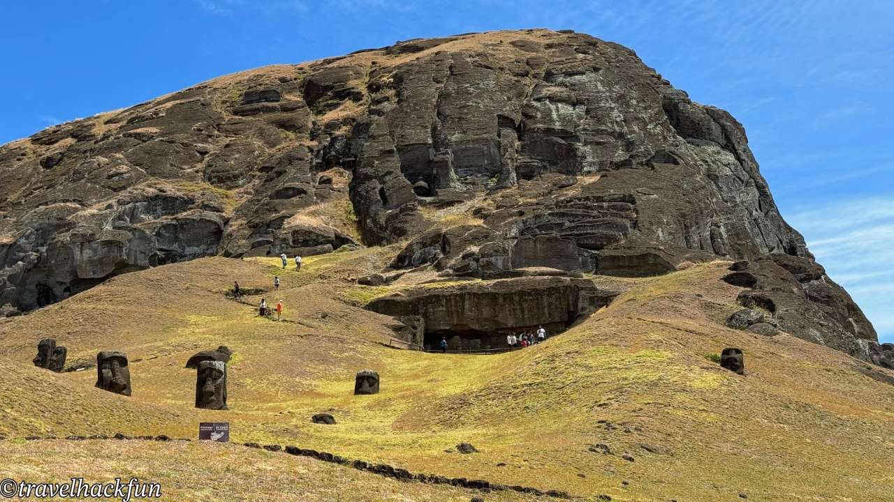 【復活節島必訪】Rano Raraku 摩艾採石場:石像從哪來?為何不走?這裡告訴你全部答案 13 Rano Raraku 12